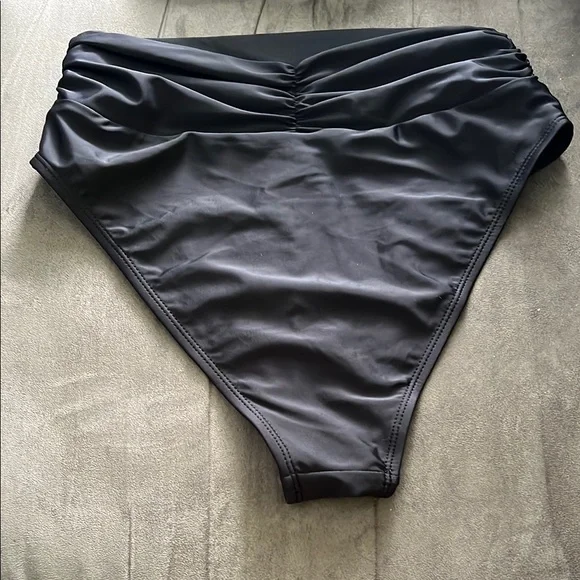 Classic Black Bikini Swim Set - Picture 2 of 7